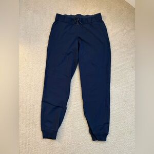 Lululemon Athletica Navy Joggers, size 6